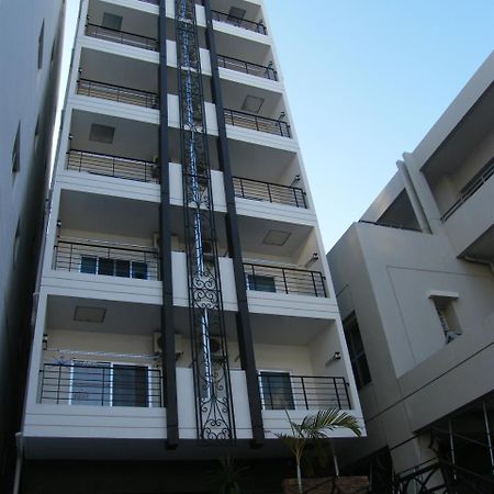 Sumuka Asato Station C-7 Apartman Naha Kültér fotó